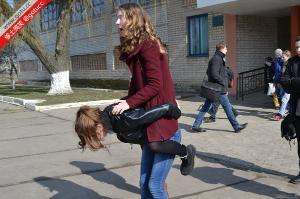 美女，怎么个情况？