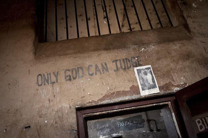 Отсидка малолетних преступников в тюрьме Сьерра-Леоне Отсидка малолетних преступников в тюрьме Сьерра-Леоне