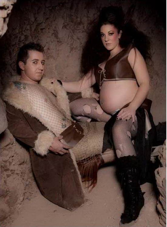 awkward-pregnancy-portraits-01