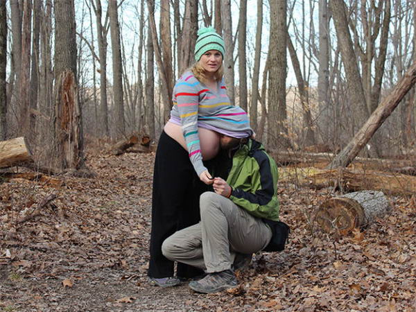 awkward-pregnancy-portraits-28