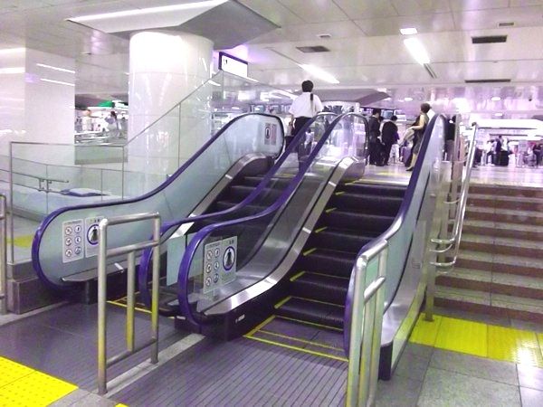 escalator