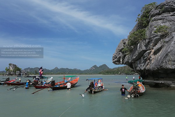 บ่อน้ำจืดกลางทะเล หลวงปู่ทวดเหยียบน้ำทะเลจืด (เกาะนุ้ย) นครศรีธรรมราช