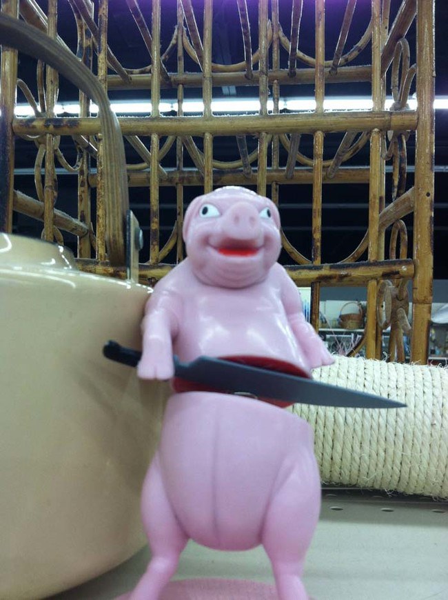 หมูมากทำลายตนเอง