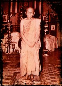 รูปหลวงพ่อคล้าย วาจาสิทธิ์