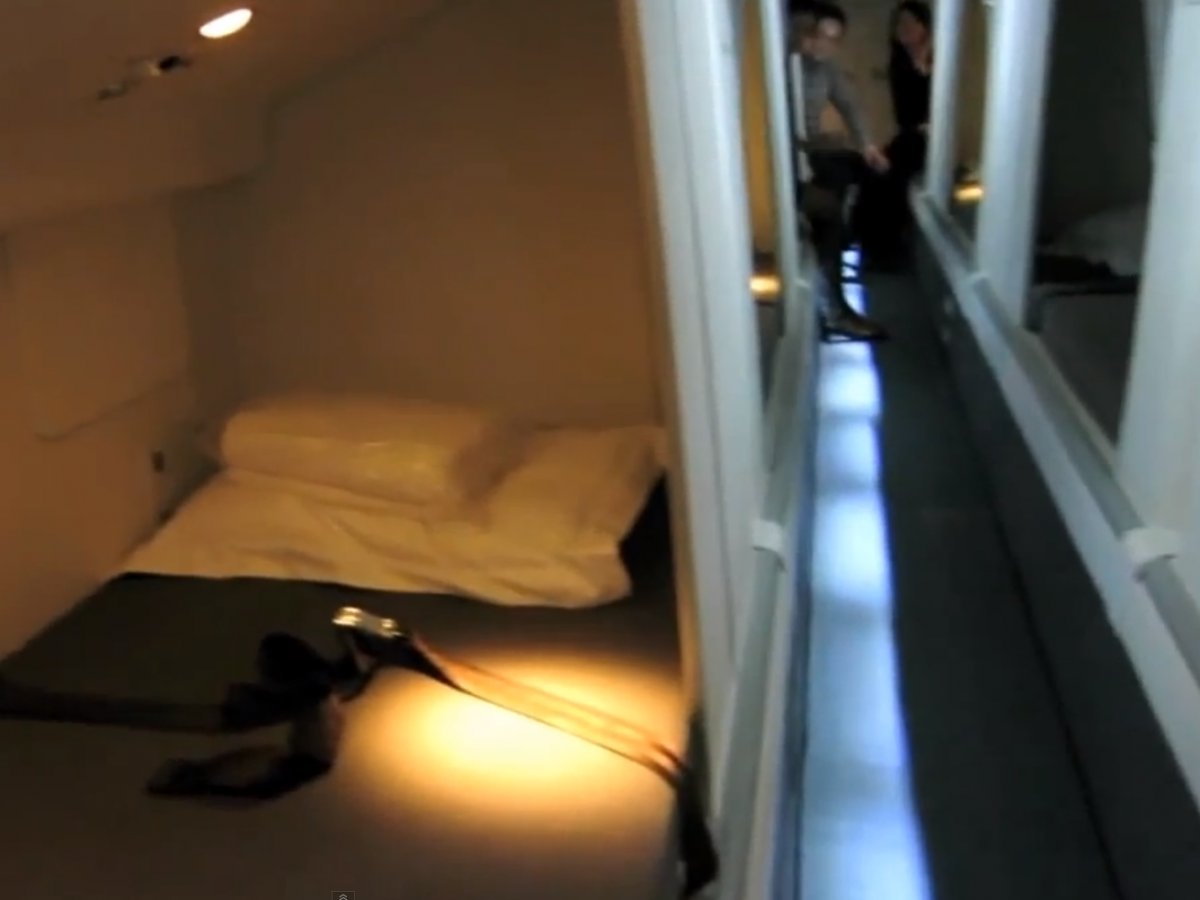 you-cannot-stand-up-straight-inside-the-corridor