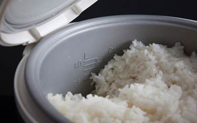 วิธีแก้หม้อหุงข้าวบูด