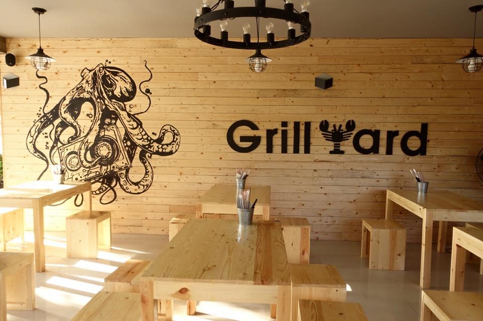 รีวิวร้าน Grill Yard บรรยากาศ สุดชิลล์