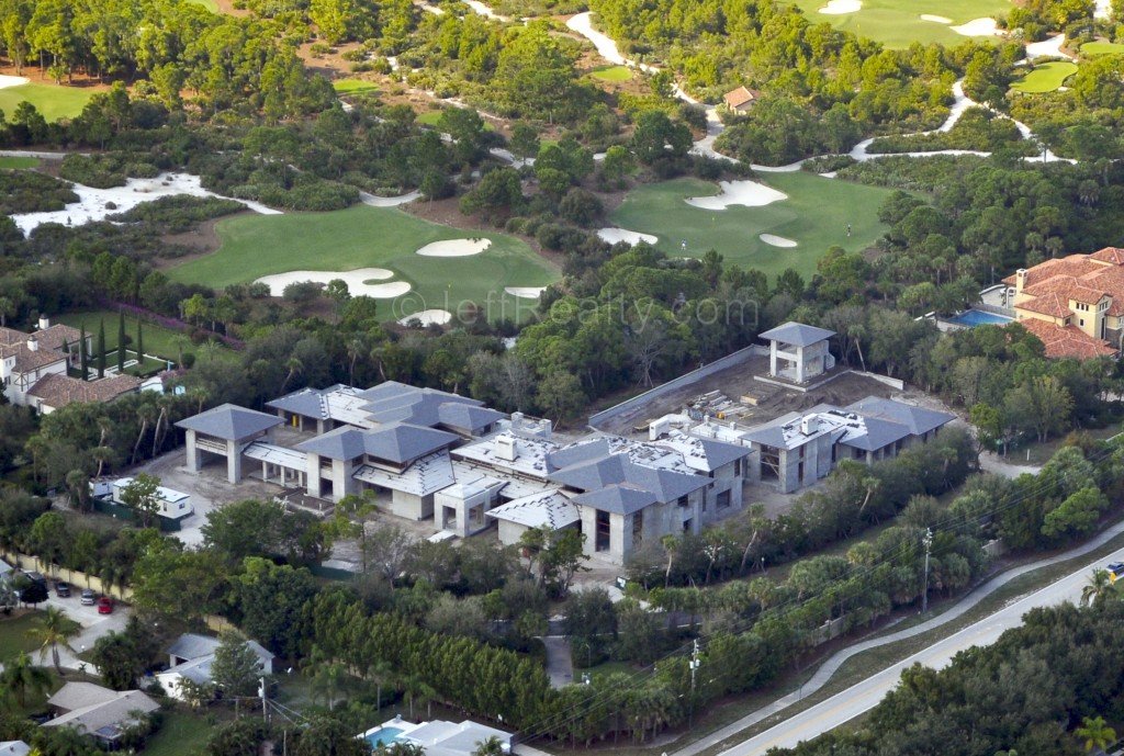 he-spent-128-million-building-his-dream-house-in-florida