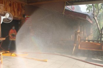 ไฟลุกไหม้!! ผับดัง