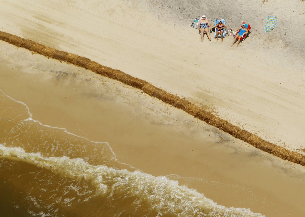 powerful-reuters-photographs (11)