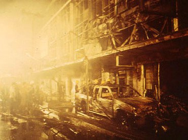 ภาพเก่าเล่าอดีต รถแก๊สระเบิดที่ถนนเพชรบุรีตัดใหม่.....18++