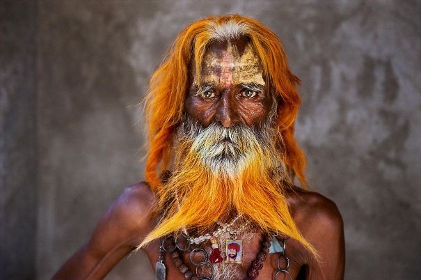 Top 10 Of World’s Most Famous Portrait Photographers - 01 - Steve McCurry - 02