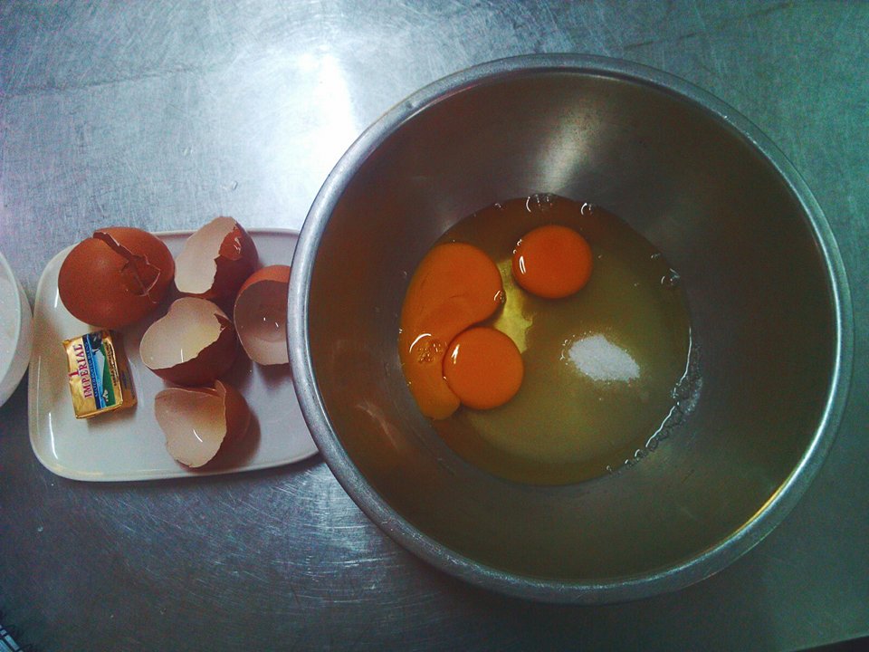 [CR]ทาร์ตไข่โฮมเมท ขนมทำง่ายๆ ครั้งแรกก็ฟินนน