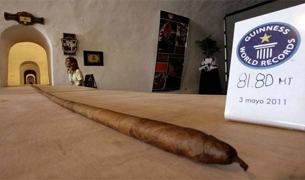 บุหรี่ที่ยาวที่สุดในโลก