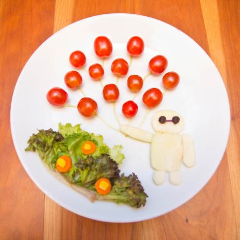 หลอกเด็กให้ทานผัก กับไอเดียสุดเจ๋ง แต่งจานผักเป็นตัวการ์ตูนในดวงใจ