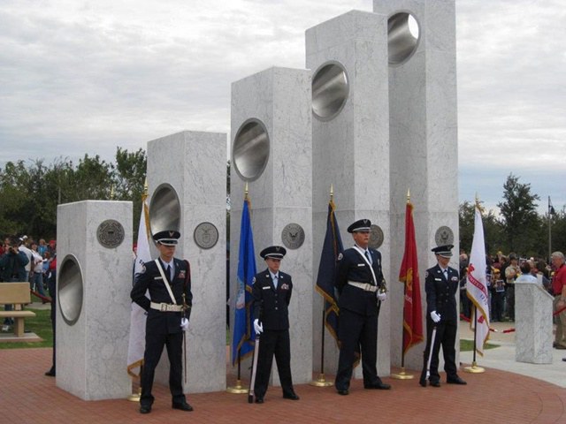 veterans-memorial02