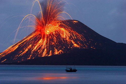 Active Krakatoa, Indonesia