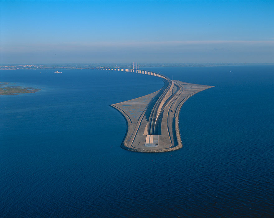 อุโมงค์สะพาน Oresund การเชื่อมโยงเทียมเกาะ-สวีเดนเดนมาร์ก-10