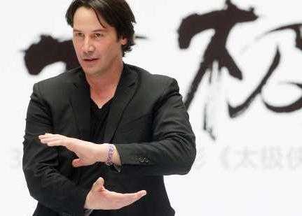 Keanu Reeves ดาราฮอลลีวูด ที่ใช้ชีวิตเรียบง่ายที่สุด