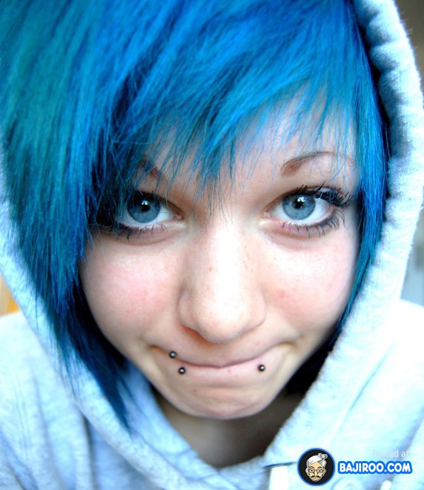 blue-hair-dark-blue-fire-girl-women-funny-images-pictures-photos-3