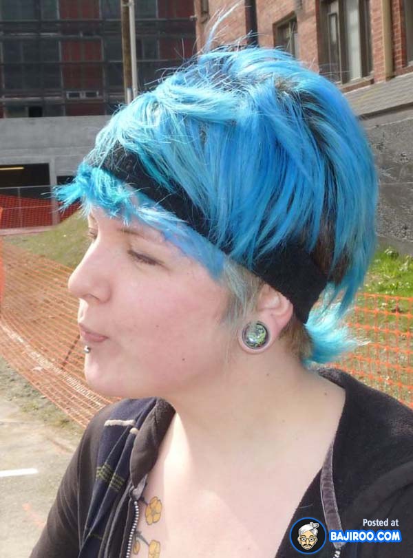 blue-hair-dark-blue-fire-girl-women-funny-images-pictures-photos-19