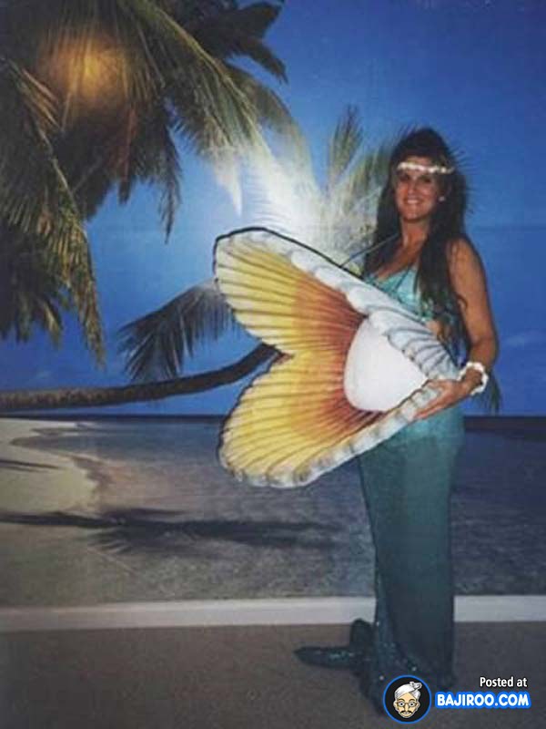 funny-fun_humor_pregnant_ladies_girls_costumes_dresses_dress_pics_images_photos_pictures_fat_belly_mermeid