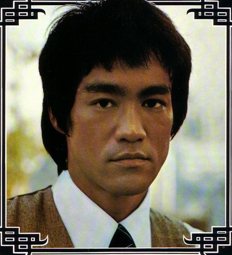 บรู๊ซ ลี (Bruce Lee) ไม่ได้ตายเพราะลมบ้าหมู??