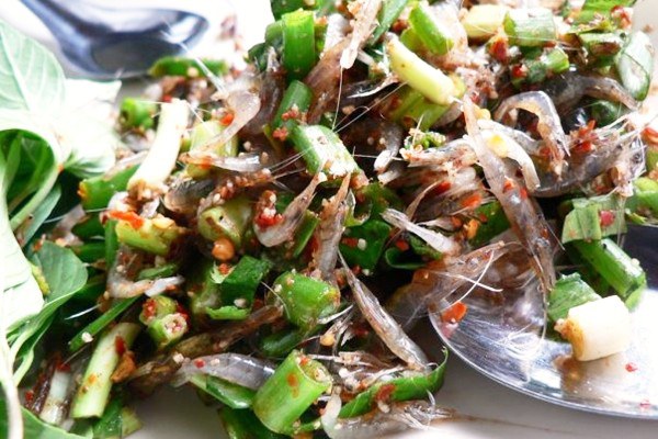 10 อันดับ เมนูอาหารไทยสุดแปลก ในสายตาชาวต่างชาติ!! บางอันคนไทยยังไม่รู้จักเลยครัช