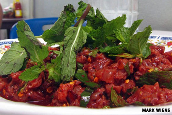 10 อันดับ เมนูอาหารไทยสุดแปลก ในสายตาชาวต่างชาติ!! บางอันคนไทยยังไม่รู้จักเลยครัช