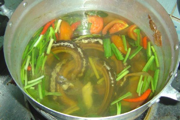 10 อันดับ เมนูอาหารไทยสุดแปลก ในสายตาชาวต่างชาติ!! บางอันคนไทยยังไม่รู้จักเลยครัช