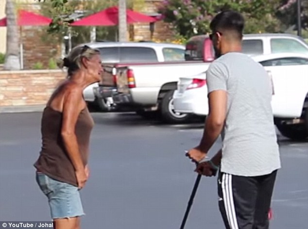 2C6548D800000578-3237439-image-m-13_1442498765291