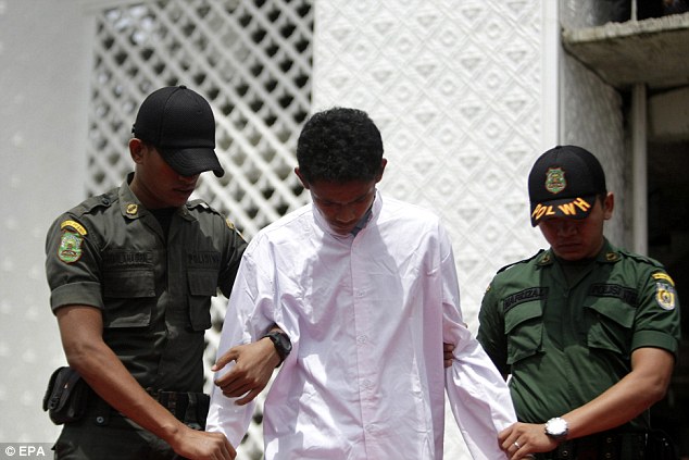 2C74896200000578-0-image-a-43_1442576661012