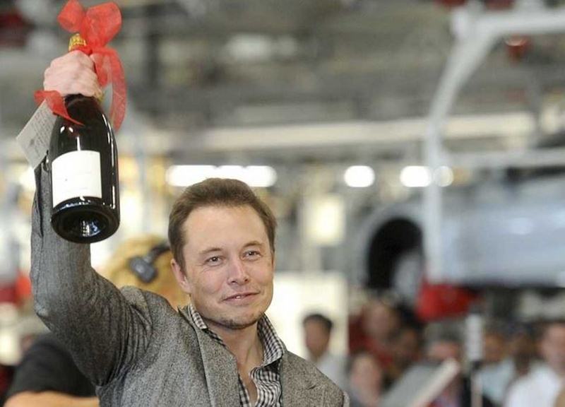 "Elon Musk"เศรษฐีหนุ่มสุดอัจฉริยะ ผู้เป็นต้นแบบและแรงบันดาลใจของ"Tony Stark"จากเรื่อง"Ironman"