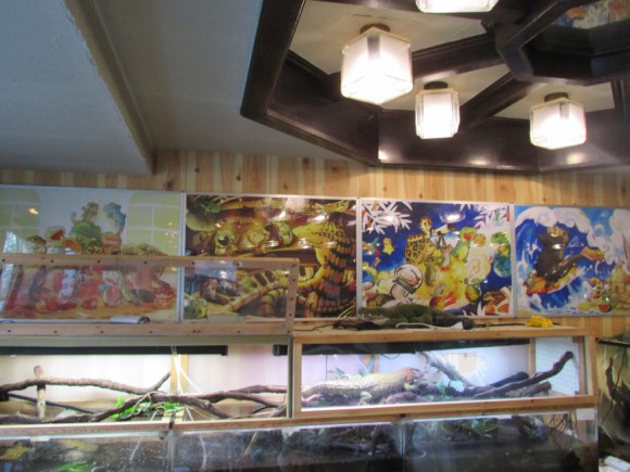 reptile-cafe-in-japan-03