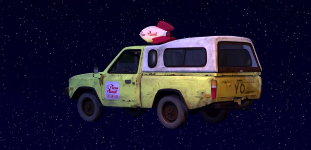 ใช้จนคุ้ม Pizza Planet รถที่ปรากฎอยู่ในภาพยนตร์เกือบทุกเรื่องของ Pixar
