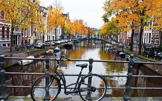 อัมสเตอร์ดัม เนเธอร์แลนด์ (Amsterdam) 20 อันดับเมือง-ประเทศ ที่ค่าครองชีพแพงที่สุดในโลก 2014