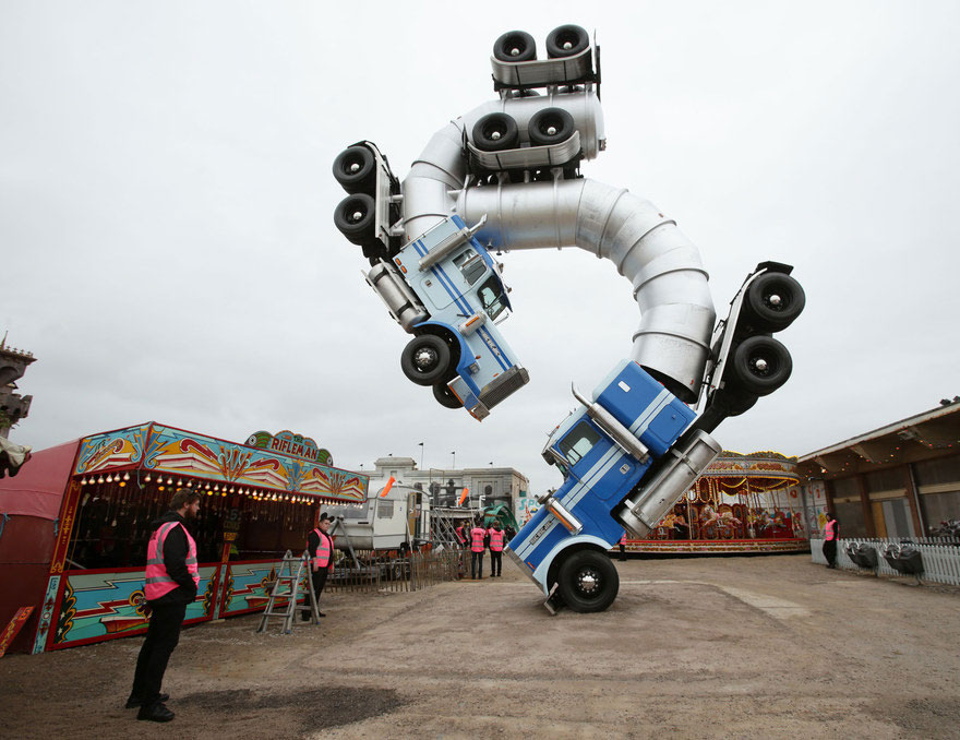 banksy-theme-park-dismaland-24