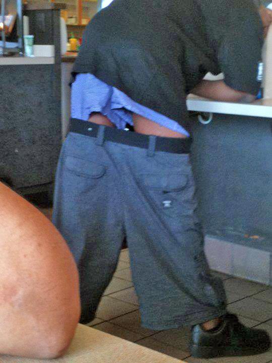 sagging_pants_fail_10