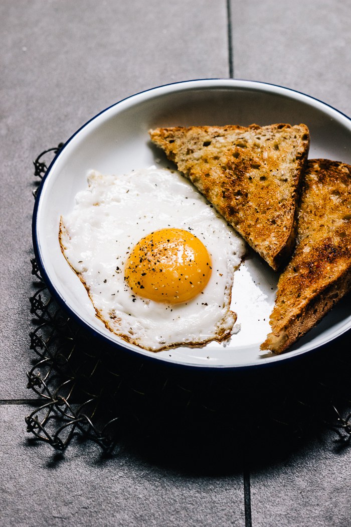 How-to-Fry-an-Egg-23