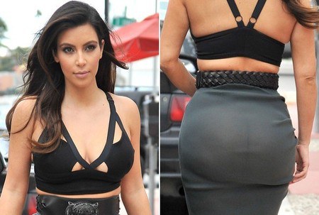 Kim Kardashian ของดูผ่านกระโปรง