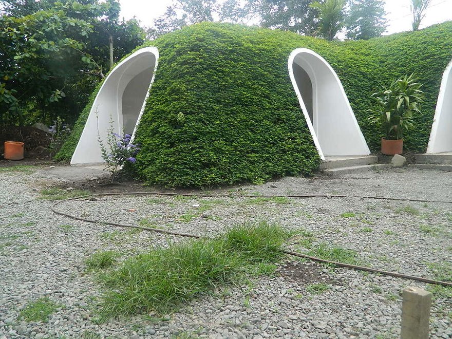 hobbit-holes-eco-friendly-houses-green-magic-homes-24