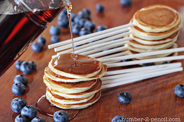 1449734966 pancake pops 2 copy