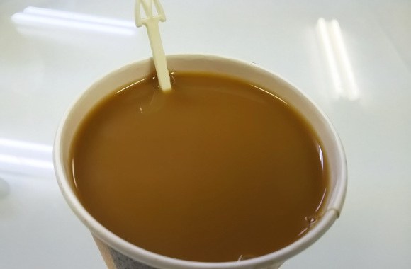ลองไหม? ‘ตอกไข่ดิบใส่กาแฟ’ เมนูใหม่ของชาวญี่ปุ่น ถึงจะดูแปลกไปนิด แต่รสชาติอร่อยเหมือนกันนะ