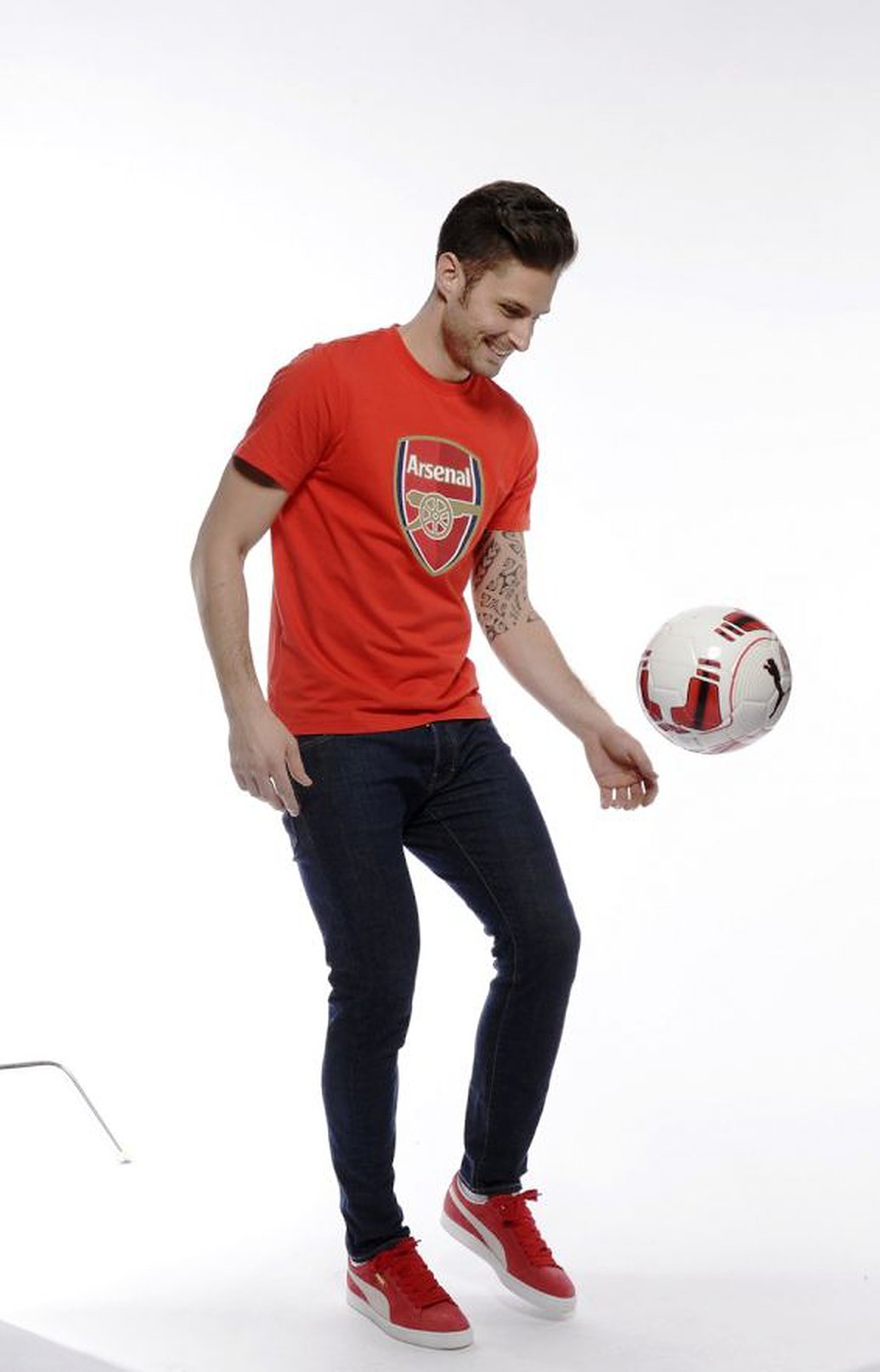 Olivier Giroud ...นักฟุตบอลหน้าหล่อ คาสโนว่าหน้าหยก