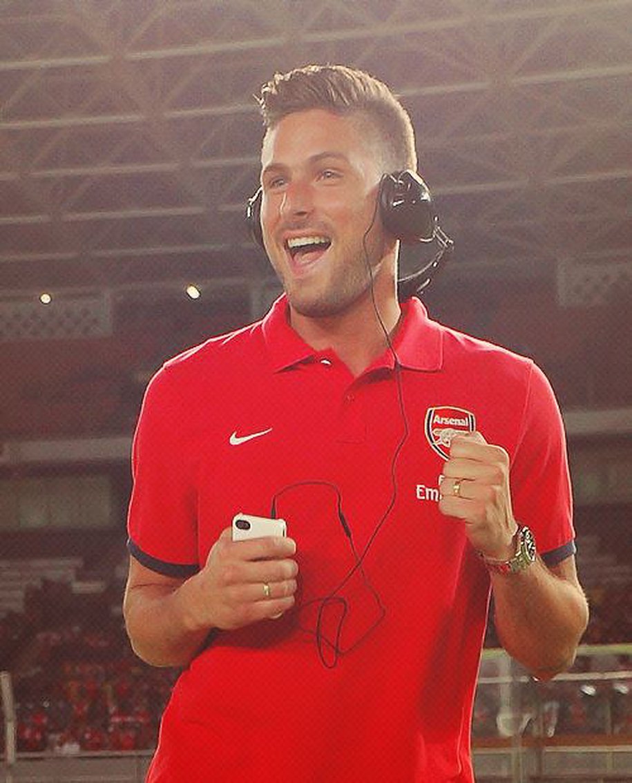 Olivier Giroud ...นักฟุตบอลหน้าหล่อ คาสโนว่าหน้าหยก